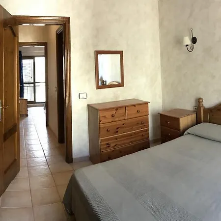 S2s Beach House *